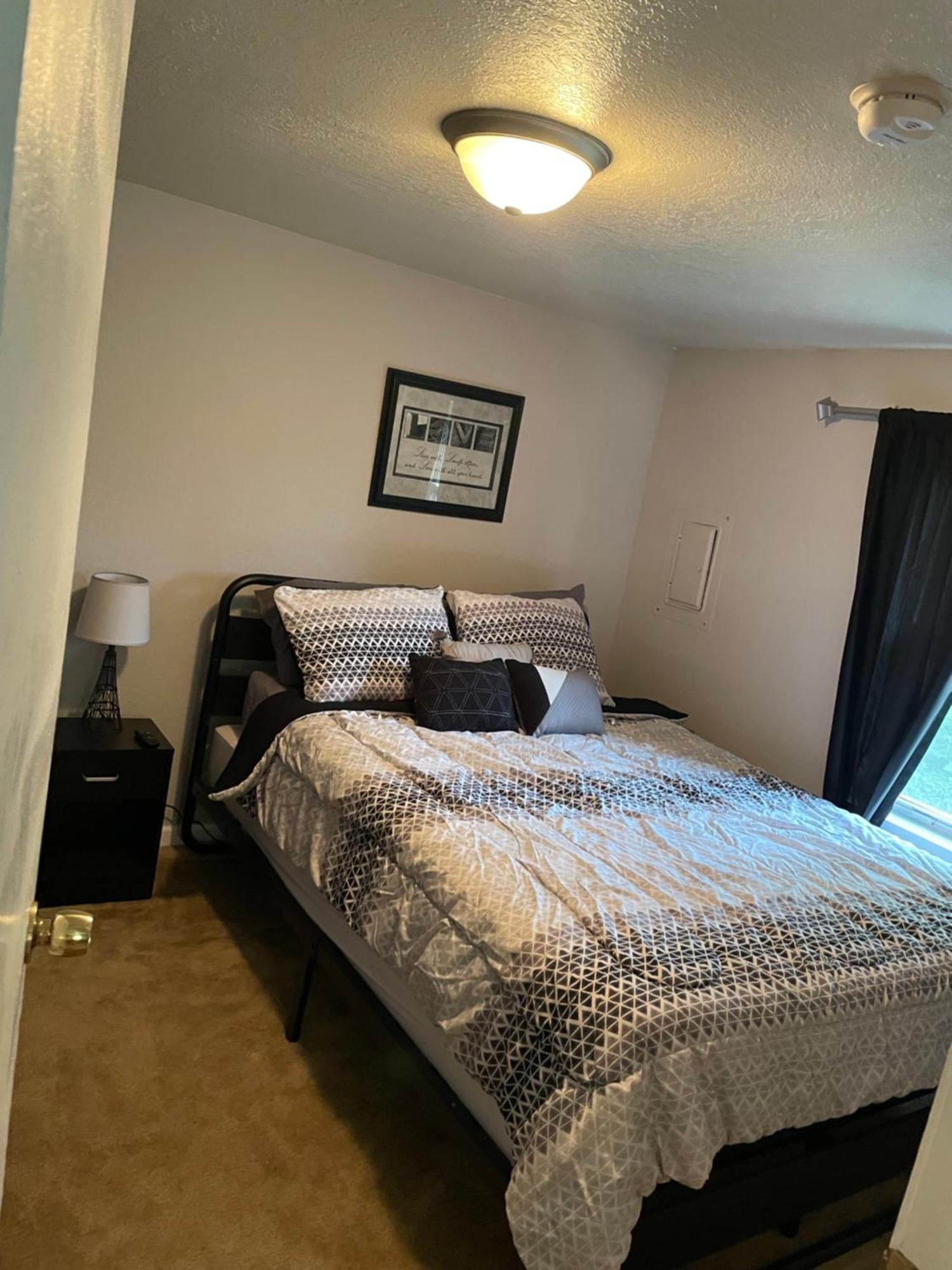 Cozy 1 Bed ~ Close To Soaring Eagle And Downtown Mount Pleasant Ngoại thất bức ảnh